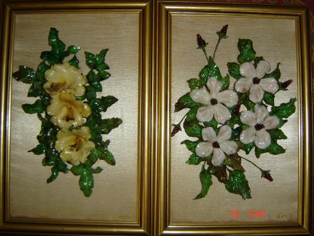 2 tableaux en porcelaine