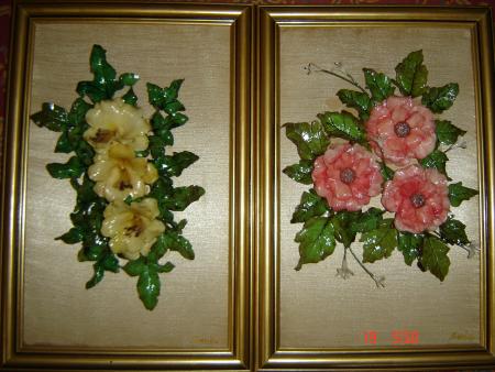 2 tableaux en porcelaine