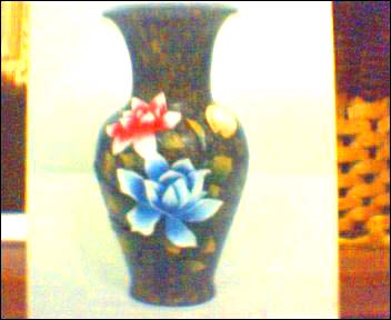 technique de repojado sur vase